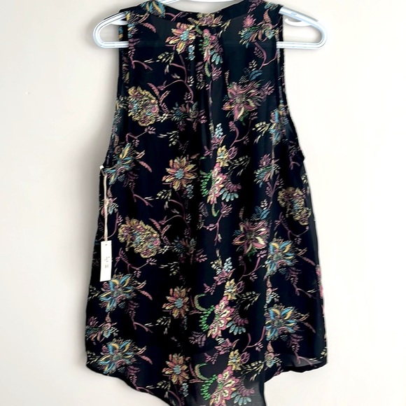 NWT Black floral blouse  sleeveless size L - Picture 2 of 4